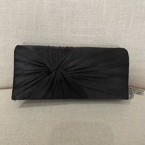 RSVP Black Evening Clutch or Crossbody Purse with Detachable Silver Chain Strap.